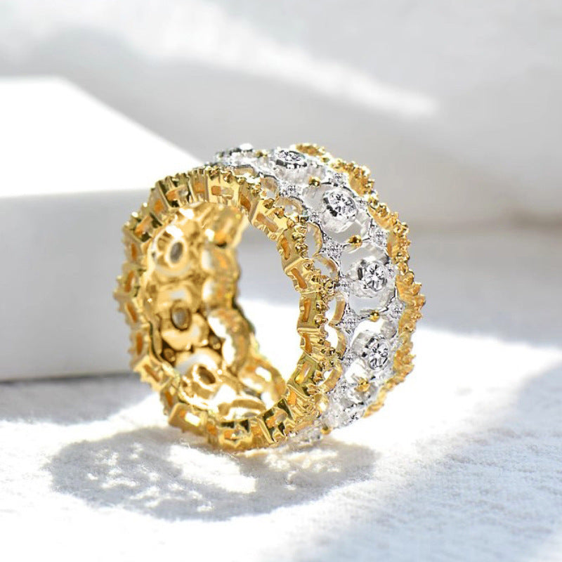 Etninis dviejų atspalvių moteriškas žiedas su ažūriniais raštais