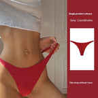 Moteriškos sportinės fitneso tamprės su plonu dirželiu, besiūlės iš „ledinio šilko“ audinio, T-formos (stringai).